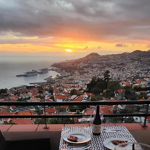 Murteiras Living Funchal (Madeira)